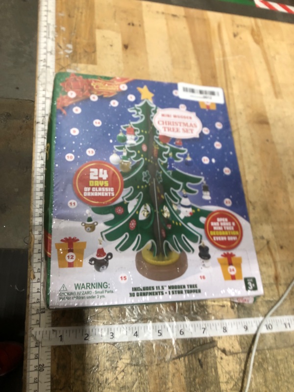 Photo 1 of **FACTORY SEALED** JOYIN 2025 Christmas Advent Calendar, 24 Days Countdown Calendar with Christmas Tree 24 PCS Ornaments for Boys Girls & Kids Party Favors, Classroom Prizes Xmas Gift, Xmas Tree Countdown