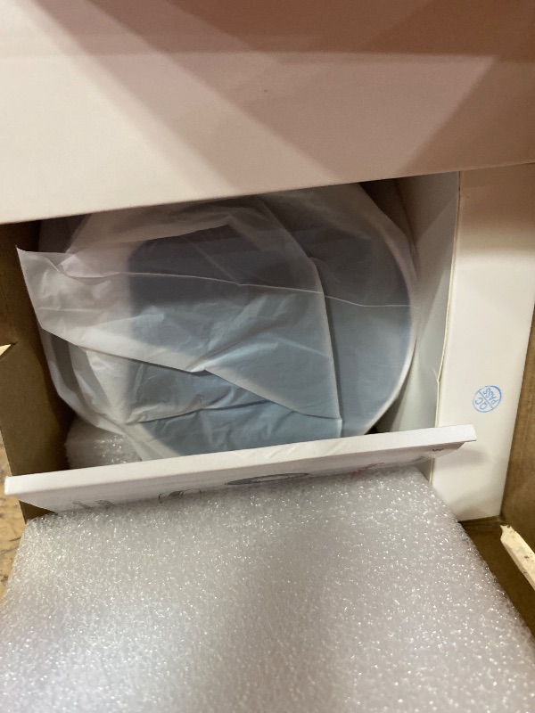 Photo 1 of ?Electric Focus?Magcubic Mini Projector 4K Support, Portable Projector with WiFi 6 and Bluetooth 5.4, Smart Proyector, 5W Soundbase Speaker, 180°Rotation for Home Theater