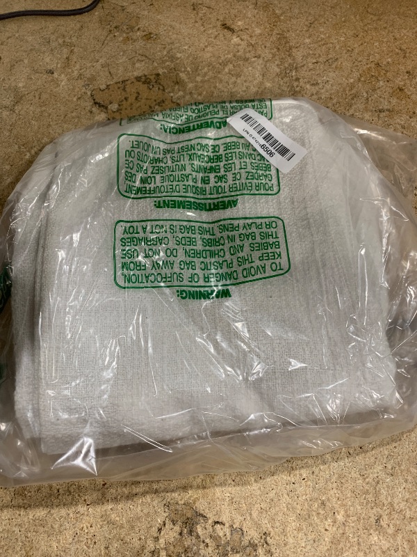 Photo 1 of ***MINOR DAMAGED - SEE NOTES/PICTURES***
OTOSTAR Linen Throw Pillow Covers Set of 2 Decorative Square Pillowcases Cushion Covers 18x18 Inch for Home Decor Sofa Bedroom Car 45 x 45 CM Pure White