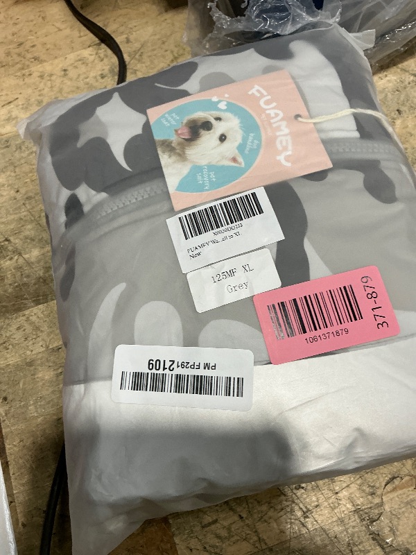 Photo 1 of ***XL ***     FUAMEY Dog Winter Jackets for Large Dogs,Dog Coat with Harness Built in,Waterproof Dogs Snowsuits Warm Pet Jacket Zip Up Fleece Cold Weather Coats Reflective Puppy Vest with Pocket Blue 3XL