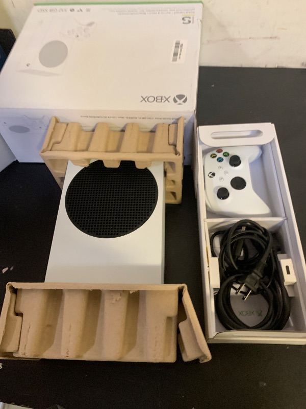 Photo 1 of Xbox Series S - All Digital Gaming Console - 512GB SSD - Includes Wireless Controller - 120FPS (Renewed Premium)