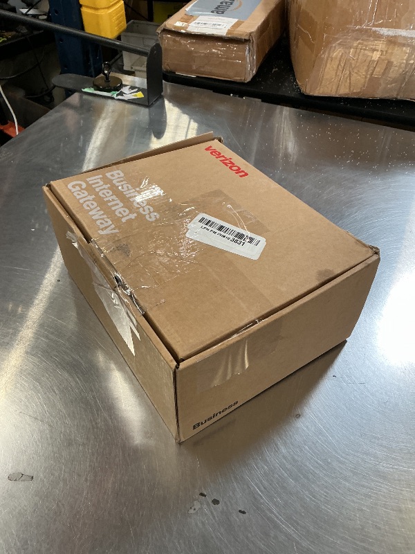 Photo 1 of Belkin Thunderbolt 4 Docking Station with 90W Power Delivery for MacBook & Windows - 8K/Dual 4K Display, Thunderbolt 4 Cable, HDMI, Ethernet, SD & Audio Ports, Gray