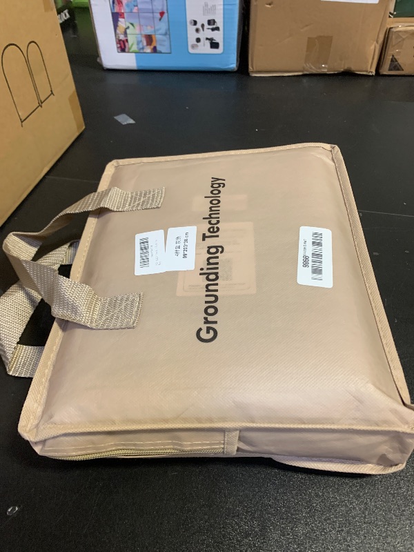 Photo 1 of HLLBLL Grounding Bedding Sheet Set, Bed Sheets and Pillowcase Set, 90% Organic Cotton+10% Pure Silver Organic Fitted Grounded Sheet for Improved Sleep, Pain Relief (Gray, Twin XL)