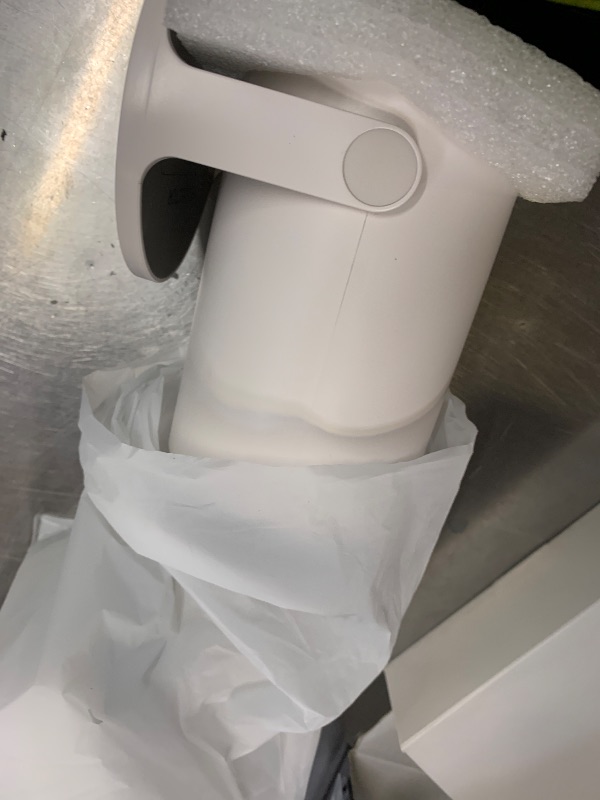 Photo 1 of Video Projector  
