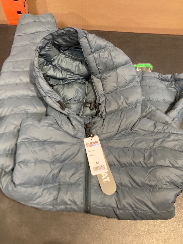 Photo 1 of 32 Degrees Heat Men’s Lightweight Packable Hooded Jacket – Water Resistant Travel Puffer, Thunderhead, Medium