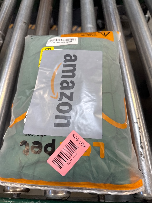 Photo 1 of Lelepet Reversible Dog Coat Waterproof Dog Jacket Windproof Puffer Vest for Winter Warm Lightweight Coats for Large Dogs Adjustbale Hook & Loop Pet Apparel with Leash Hole, Pitbull, Green, XL