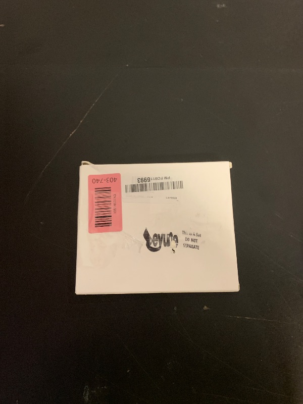 Photo 1 of 100 Pcs Christmas Tree Ornament Clips Ball Flower Decoration Clip Iron Metal Alligator Spring Clamps Test Line Crocodile Craft Baubles Hooks Hanger for Xmas Decorations 1.18 Inch