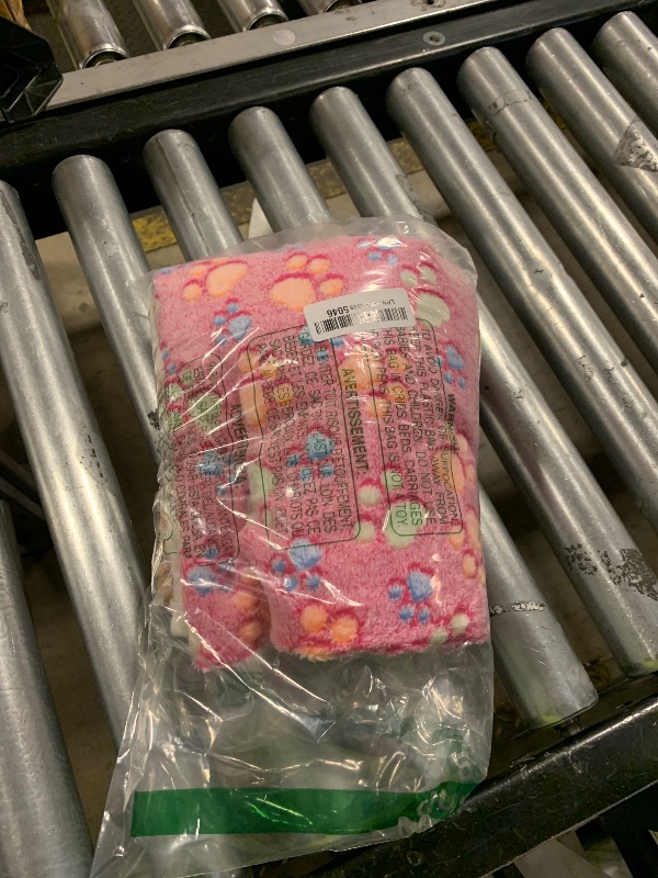 Photo 1 of 1 Pack 3 Blankets Super Soft Fluffy Premium Fleece Pet Blanket Flannel Paw Printed Throw for Dog Puppy Cat (Medium 30x20'', Brown, Pink, White)