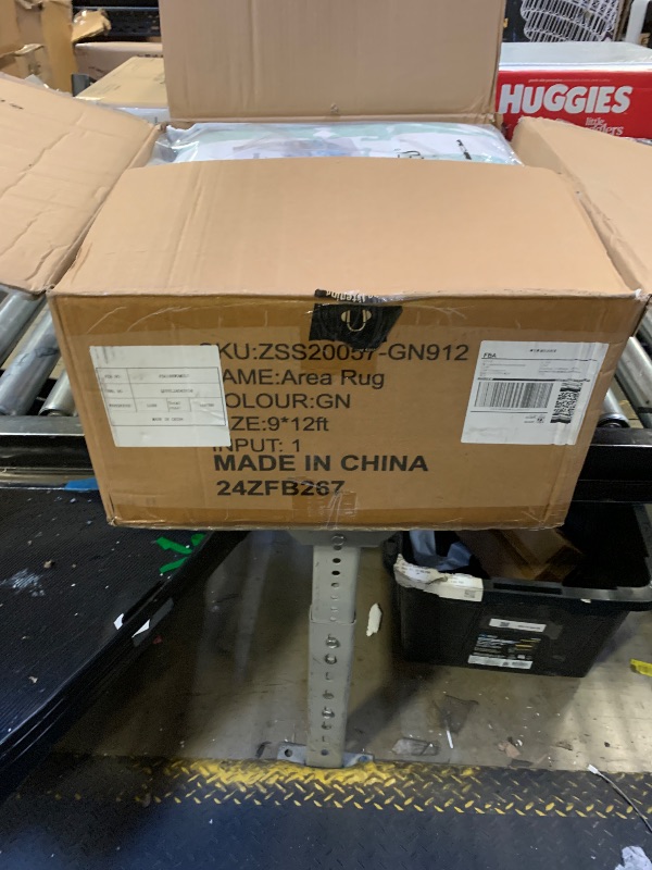 Photo 1 of GEMBED Modern Area Rug - Geometric Rug for Bedroom Living Room, Machine Washable Rug Soft Non Slip Non Shedding, Checkered Rugs for Teen Dorm Home Decor Aesthetic, Nursery, Playroom, Green, 9'x12'