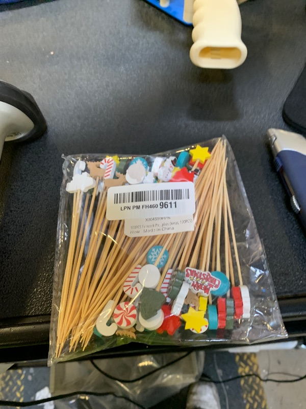 Photo 1 of 100pcs Christmas Cocktail Picks, 4.7inch Christmas Tree Snowman Santa Claus Reindeer Candy Snowflake Gift Bamboo Cocktail Toothpicks Fruit Food Appetizer Skewers for Winter Christmas Party Decorations