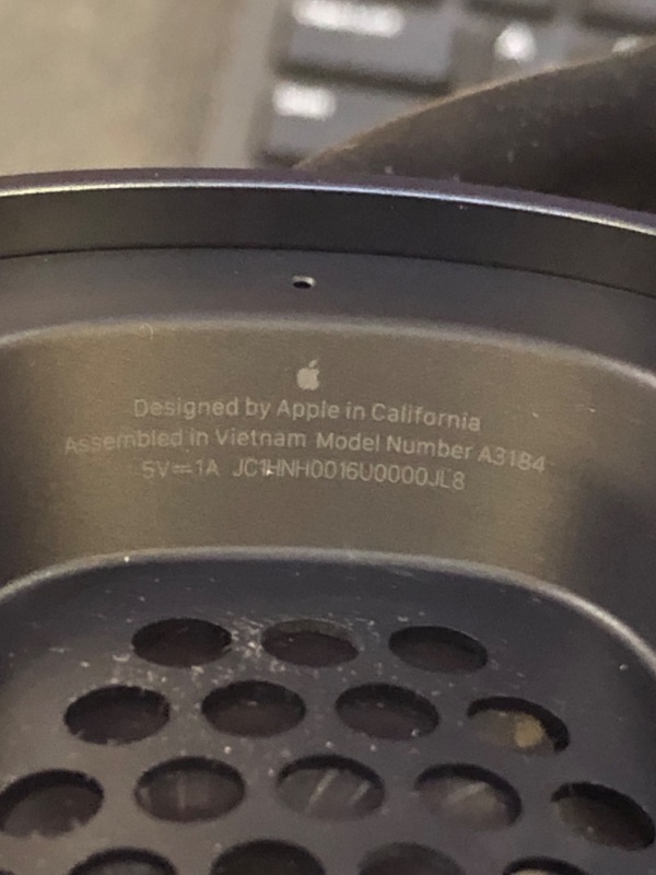 Photo 1 of Apple AirPods Max Wireless Over-Ear Headphones, Pro-Level Active Noise Cancellation, Transparency Mode, Personalized Spatial Audio, USB-C Charging, Bluetooth Headphones for iPhone - Midnight