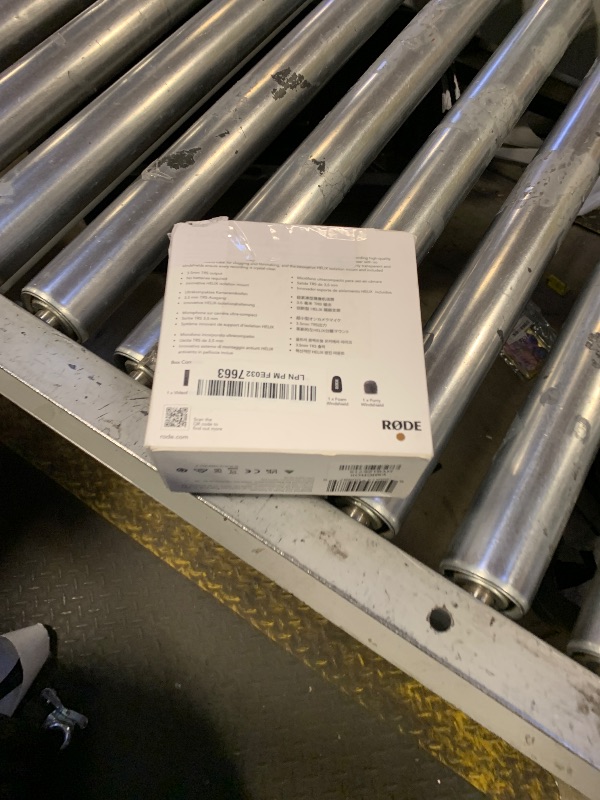 Photo 1 of RØDE VideoMicro II Ultra-Compact On-Camera Shotgun Microphone for Recording Audio with a Camera or Mobile Device