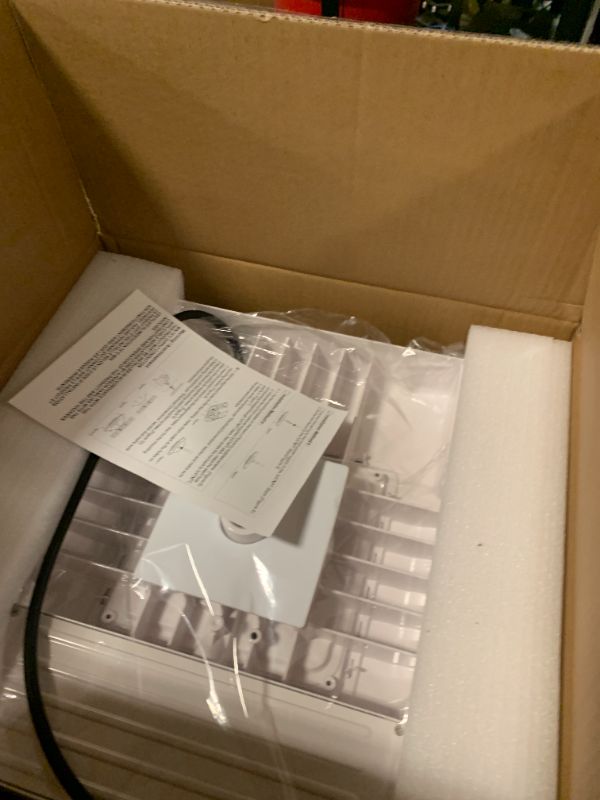 Photo 1 of LED Canopy Gas Station Light, 150W 21000LM Surface Mount LED Carport Ceiling Light 5700K (600W HID/HPS Equivalent), 100-277V IP65 DLC & UL Listed