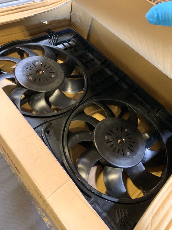 Photo 1 of Dorman 621-979 Engine Cooling Fan Assembly Compatible with Select Volkswagen Models