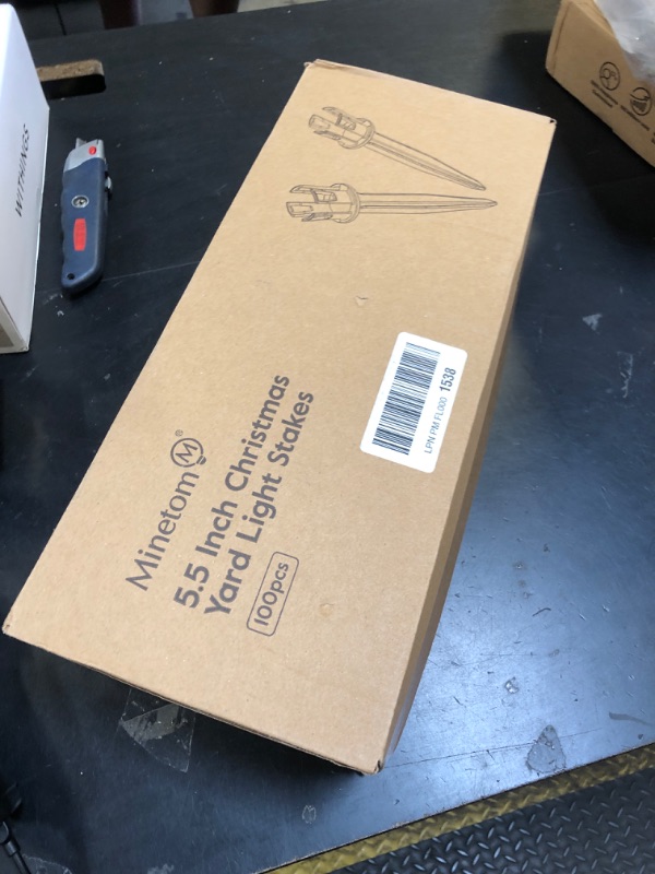 Photo 1 of 100-Pack Christmas Light Yard Stakes, 5.5 Inch Lighting Stakes for C7 C9 Christmas Lights Outdoor, Universal Yard Stakes for Outdoor Holiday Lights Use on Garden Lawn Patio Pathway Walkway – Black