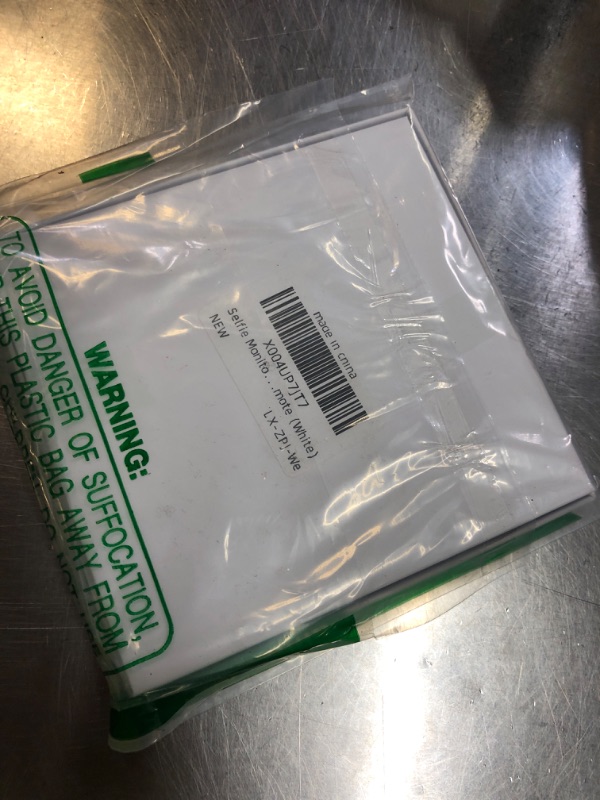 Photo 1 of Magnetic Selfie Monitor Screen for iPhone & Android, Wireless 4K/1080p Phone Vlog Back Camera Monitor for Content Creator, Influencer, Live Streaming, TikTok (White)