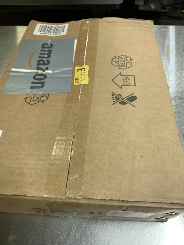 Photo 1 of 3PCS Cylinder Pedestal Stands for Parties, Gold Metal Plant Round Cylinder Stands for Party Flowers, Display Columns Pedestal Stand Cylinder Tables for Vases Birthday Party Backdrop Decorations