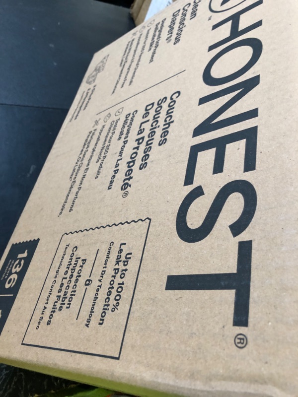 Photo 1 of The Honest Company Comfort Dry Disposable Diapers for Sensitive Skin, Hypoallergenic, Above It All + Pattern Play, Super Club Box Size 1 (8–14 lbs) 136