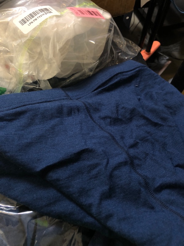 Photo 1 of woolcano Women's 100% Merino Wool Base Layer Sets Lightweight Active Base Layer for Ski Navy Blue Medium