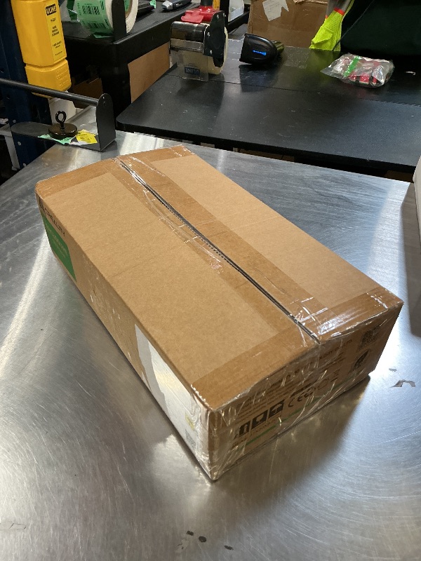 Photo 1 of Creality 3D Printer Enclosure Fireproof and Dustproof Tent Constant Temperature Protective Cover Room for Creality Ender 3V2/Ender 3V2 Neo/Ender 3S1/Ender 3Pro/Ender 3 3D Printer