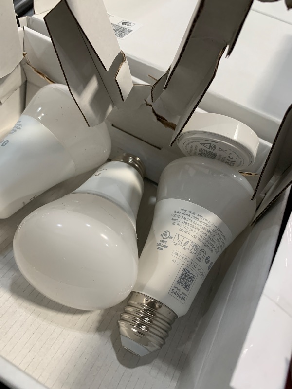 Photo 1 of ***MISSING PARTS***
Philips Hue Starter Kit: Bridge Pro + 3 A19 E26 Smart Bulbs + Button, White & Color Ambiance, Smart Light Hub, Works with Apple Home, Alexa, Google, Samsung SmartThings