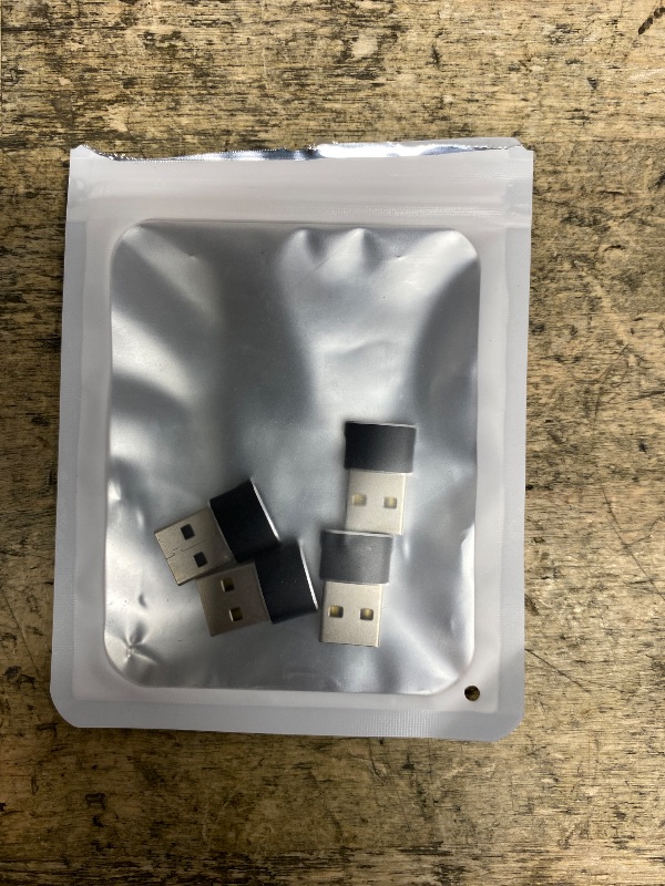 Photo 1 of ????? ???????? USB to USB C Adapter,Type-C Female to A Male Charger Converter for iPhone 17 Charger,iWatch Ultra SE 9 10,iPhone 17 Pro Max 16 15 14,Samsung S25,AirPods,iPad,Car,Xbox