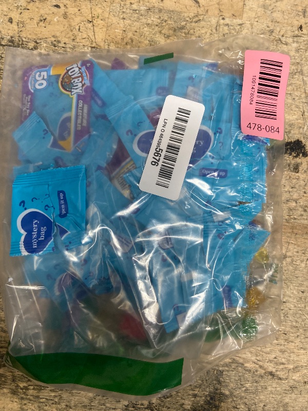 Photo 1 of *** PARTIAL SET/ 9 PCS/ ALL PACKAGES OPEN*** TQBAJ 100pcs Mini Glow in The Dark Animal Resin Models, Mystery Resin Animals Blind Bag, DIY Fairy Garden House Micro Landscape Aquarium Decor, Individually Wrapped Blind Bag