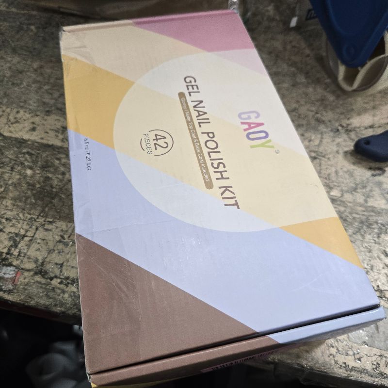 Photo 1 of **ONE LEAKING** 42 pc nail Polish