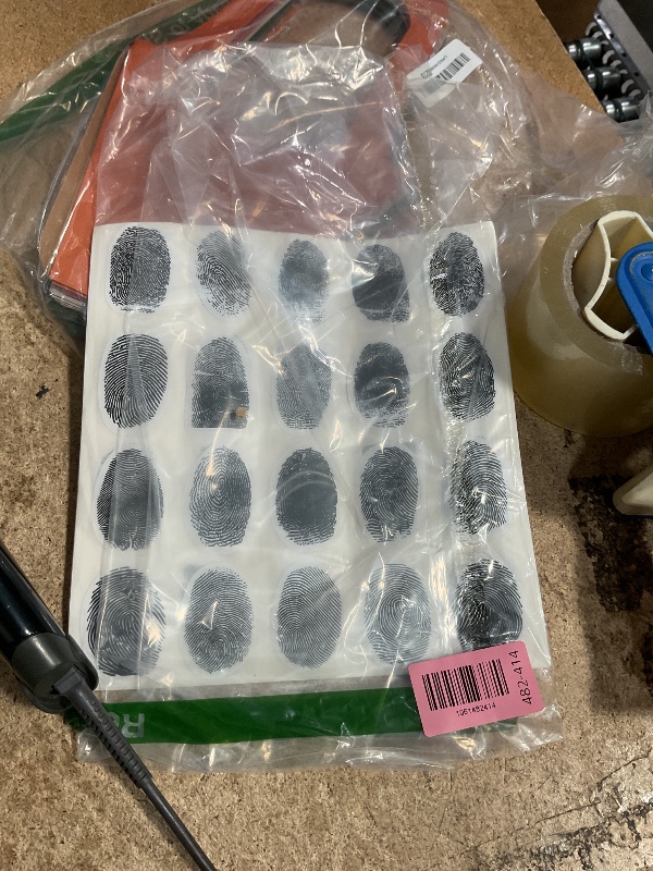 Photo 1 of 200 Pcs Fingerprints Stickers Fingerprint Peel 'n Place Label Crime Scene Decorations Stickers for Halloween Party Murders Mystery Party Detective Spy Themed Party Decoration Favors