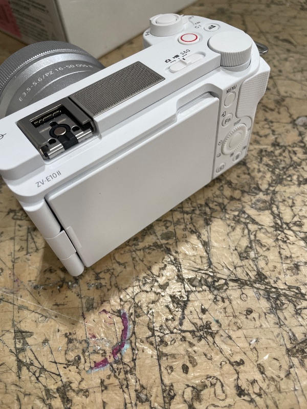 Photo 1 of **MISSING BATTERY, UNABLE TO TEST** Sony Alpha ZVE10 II - APS-C Interchangeable Lens Mirrorless Content Creators’ Camera - White - with Lens