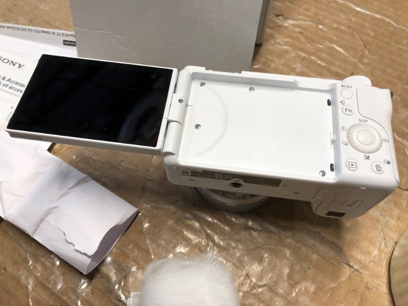 Photo 1 of **MISSING BATTERY, UNABLE TO TEST** Sony Alpha ZVE10 II - APS-C Interchangeable Lens Mirrorless Content Creators’ Camera - White - with Lens