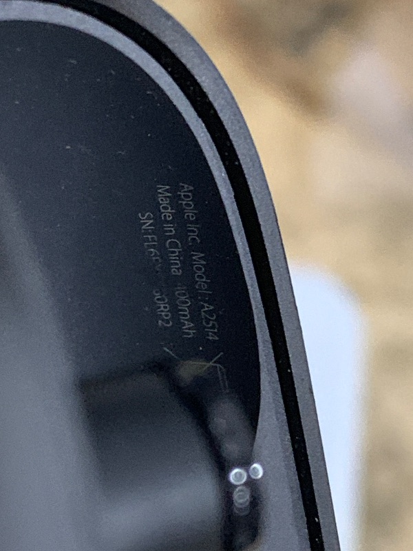 Photo 1 of **Only One WORKS**
Beats Studio Buds + | True Wireless Noise Cancelling Earbuds, Enhanced Apple & Android Compatibility, Built-in Microphone, Sweat Resistant Bluetooth Headphones, Spatial Audio - Black/Gold