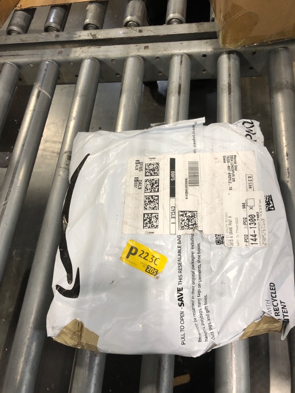 Photo 1 of 10 YEARS DAD SHIRT BLACK SIZE MEDIUM