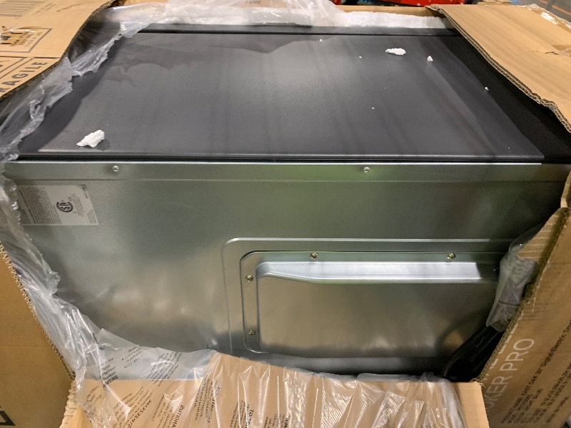 View 3 of *USED*
EAST OAK 30" Electric Smoker for Outdoors | Built-in Meat Probe & Up to 6× Longer Smokes on a Single Load | Side Chip Loader for Uninterrupted Smoking | Bigger Batches with 725 sq in Cooking Area