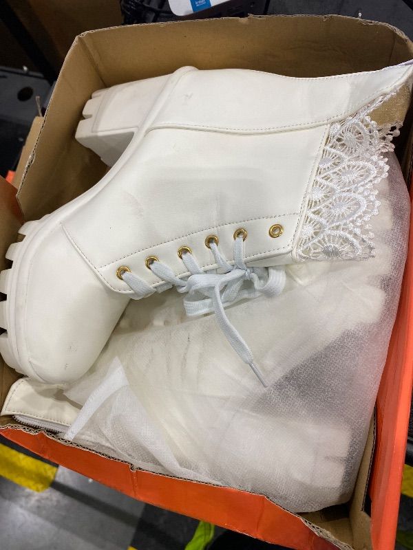 Photo 1 of *MINOR DAMAGE - USED*
MEOTINA Platform Boots for Women Goth Combat Boot Chunky Heel White Ankle Booties with Zipper Punk Gothic Shoes, Size 40