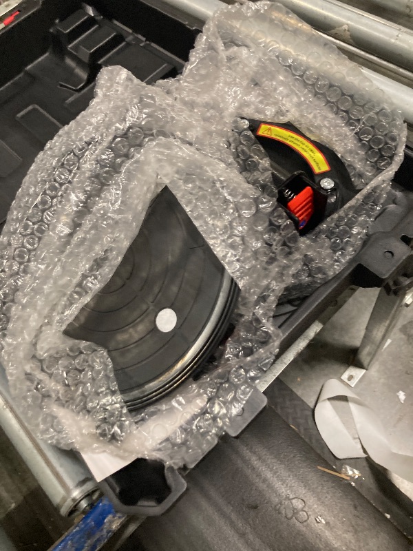 Photo 1 of **Broken latch***DOCXCDO 2 Pack 8" Glass Suction Cups to Lift Large Glass,Max Load 880lbs Heavy Duty Windows Suction Cups for Glass, Tile, Granite,Marble