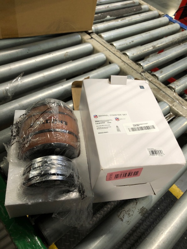 Photo 1 of * Atlanta Falcons**
*FOCO New England Patriots NFL 5 Pack Barrel Coaster Set