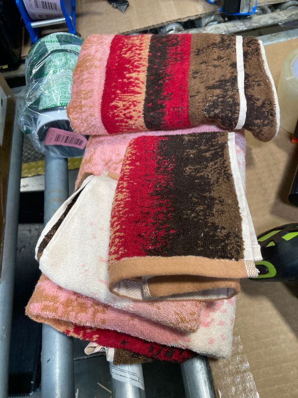 Photo 1 of ***ONLY 4 PIECES*** SEMAXE Bathroom Towel Set with Hanging Loop – 8-Piece Yarn Dyed Jacquard Cotton Towels, Oeko-TEX Certified, Soft & Absorbent, Gift-Ready for Bath, Spa, or Guest Use