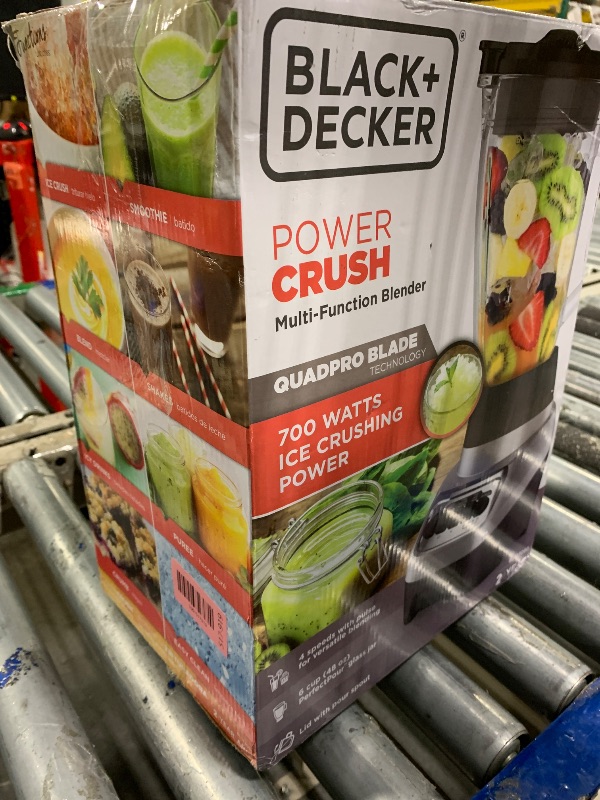 Photo 1 of ***MISSING LID****BLACK+DECKER PowerCrush Multi-Function Blender with 6-Cup Glass Jar, 4 Speed Settings, Silver
