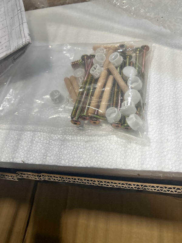 Photo 1 of ***ITEM SIMILAR****
FFBCFDK Farmhouse 6 Drawers Dresser Chests for Bedroom, White 6 Chest of Drawers, Wood Dressers Organizer for Closet, Modern Storage Organizer Cabinet for Bedroom,Living Room,Hallway & Entryway