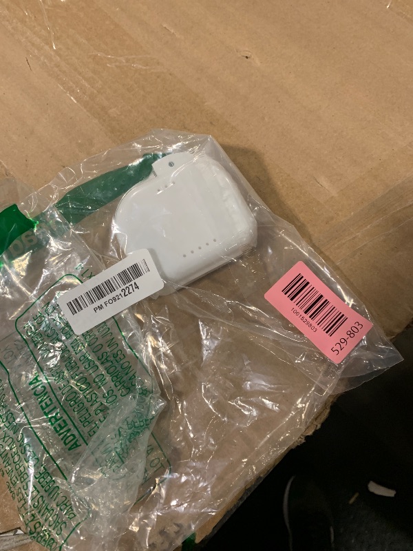 Photo 1 of 1 Set Brackets Falsos Para Dientes,Braces Kit with Brackets & Wire, for Dental Students & Orthodontic Practice,Brackets Para Dientes (Dark Blue)