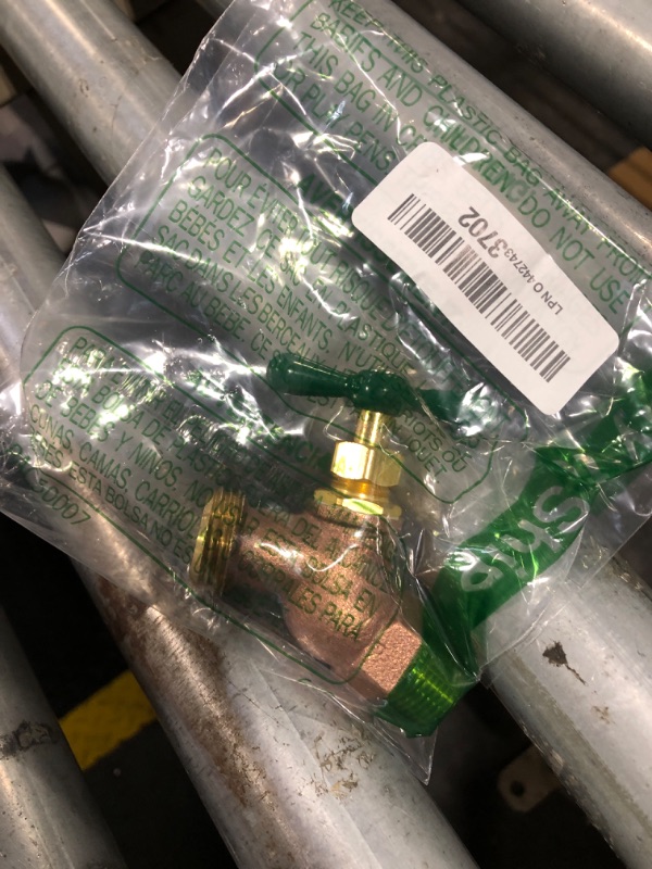 Photo 1 of *USED*
Eastman Heavy-Pattern Male No-Kink Hose Bibb Valve, 1/2 Inch MIP Connection, Brass Plumbing Fitting, 48626
