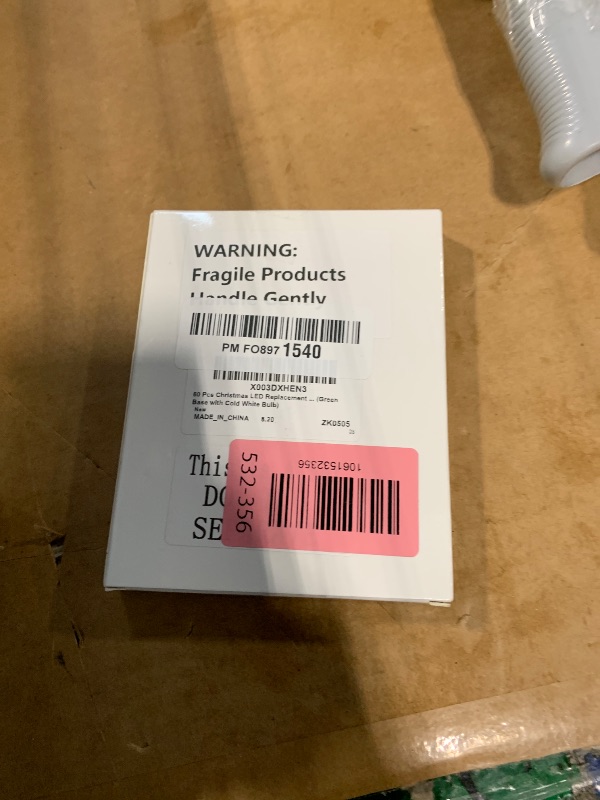 Photo 1 of 60 Pcs Christmas LED Replacement Bulb Mini Wide Angle LED Xmas Bulb Tree Light Outdoor String Light Replacement for Christmas Garden Tree Party Decor(Green Base with Cold White Bulb)