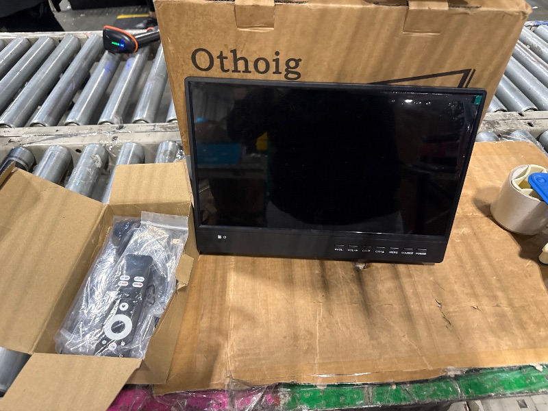 Photo 3 of othoig 15.6 Inch Small Smart TV Full HD 1080P IPS,Compact Flat Screen Smart TV with Built-in APP,Digital ATSC Tuner,HDMI/USB/VGA Inputs,12V Car Charger Small Smart tv for Kitchen,Bedroom,RVs,Camper