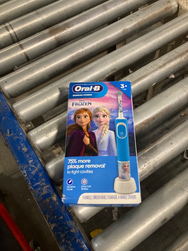 Photo 1 of ***MISSING BRUSH,*** Oral-B Kids Electric Toothbrush Featuring Disney's Frozen for Kids 3+