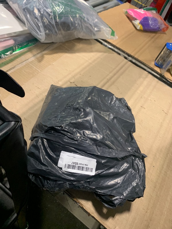 Photo 1 of 25 PCS Hanger Shoulder Support, Pink Hanger Pads Flocking, Plastic Protectors, Velvet Flocking Hangers Measuring 0.2 Inch in Thickness