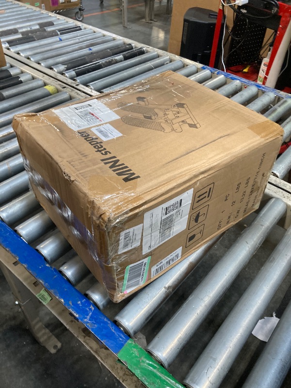 Photo 1 of *UNTESTED*
Mini Stepper for Home Exercise, Portable Stair Stepper with LCD Monitor and Resistance Bands, 260lbs Weight Capacity, Twist Stepper for Full Body Workout