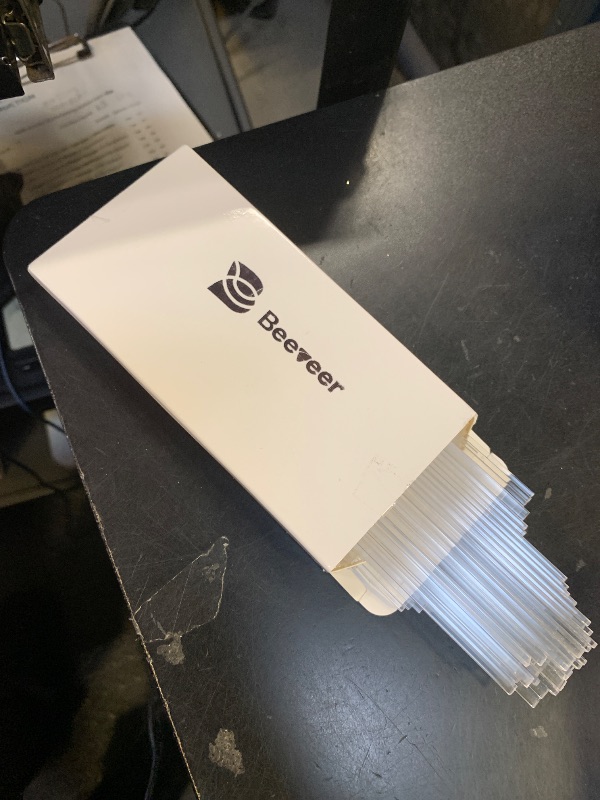 Photo 1 of 100 PCS FLAT CLEAR STICK FOR CAKE TOPPERS DESSERTS