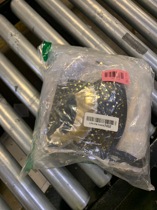 Photo 1 of 1Pc Halloween Bird Shaped Mask Decor Role Play Mask Wings Props Masquerade Punk Mask Wings Horror Mask Wings Decor Carnival Party Supplies for Party Decor (Blue)