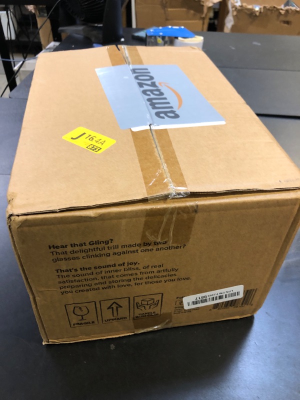 Photo 1 of [6 Pack] 32 oz. Wide-Mouth Glass Mason Jars with Metal Airtight Lids and Bands 1 quart Large for Canning, Preserving, & Meal Prep